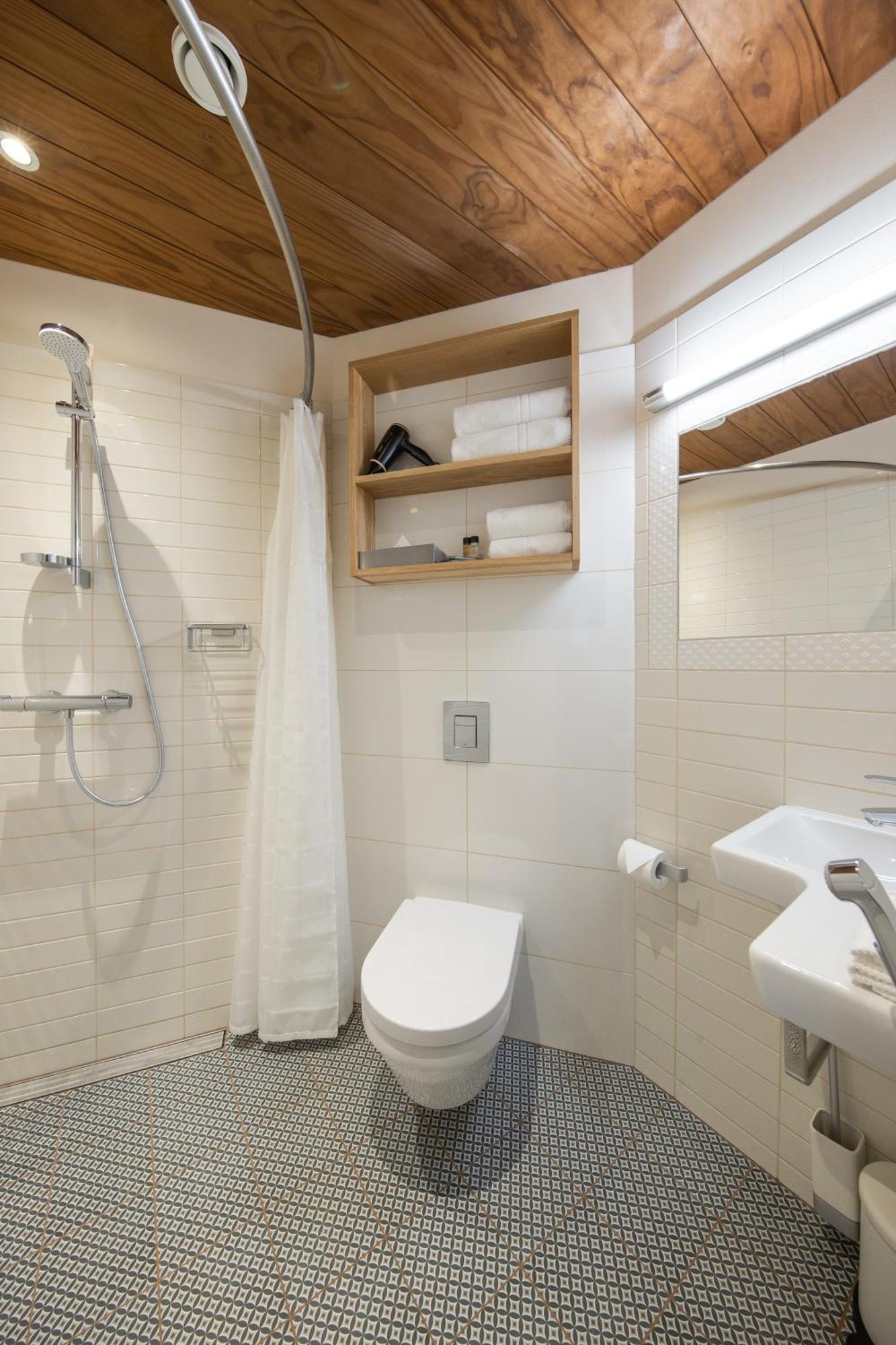 Aasa Kuelalistemaja Hotel Viljandi  Quarto foto